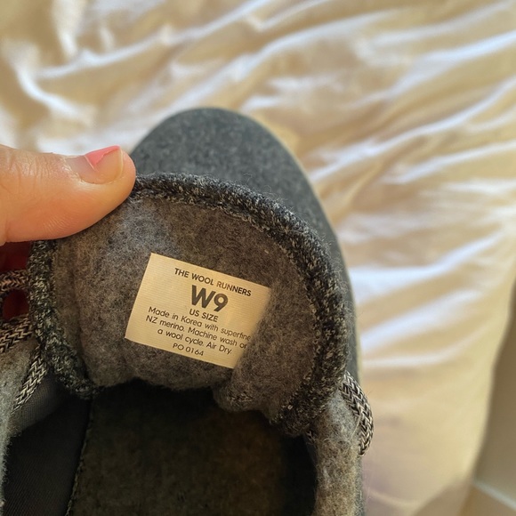 Allbirds wool runners - Picture 3 of 3